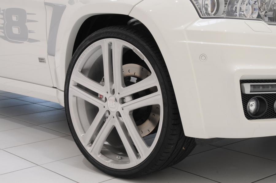  Mercedes-Benz GLK V8 by Brabus 2009 года  (фото 20 из 26)